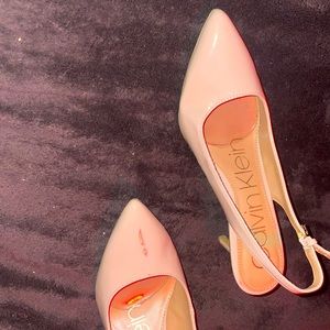 Calvin Klein Silvia Slingback Pointed Toe Pump in Light Natural, Size 6.5